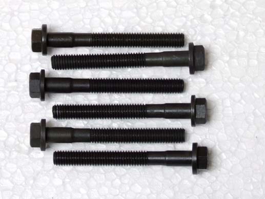 Long cylinder head stretch bolts