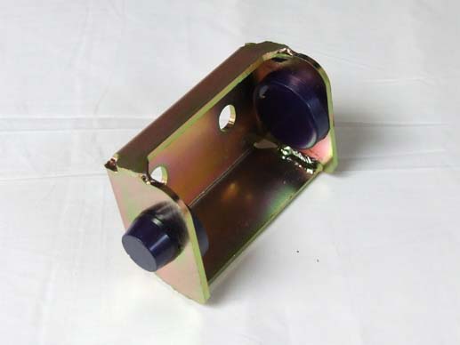 Engine mount restraint Engine mount restraint