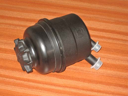 Power steering fluid resevoir Power steering fluid resevoir